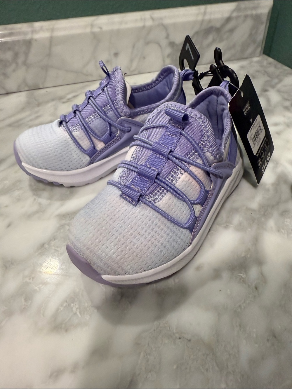 Kids slip on sneaker